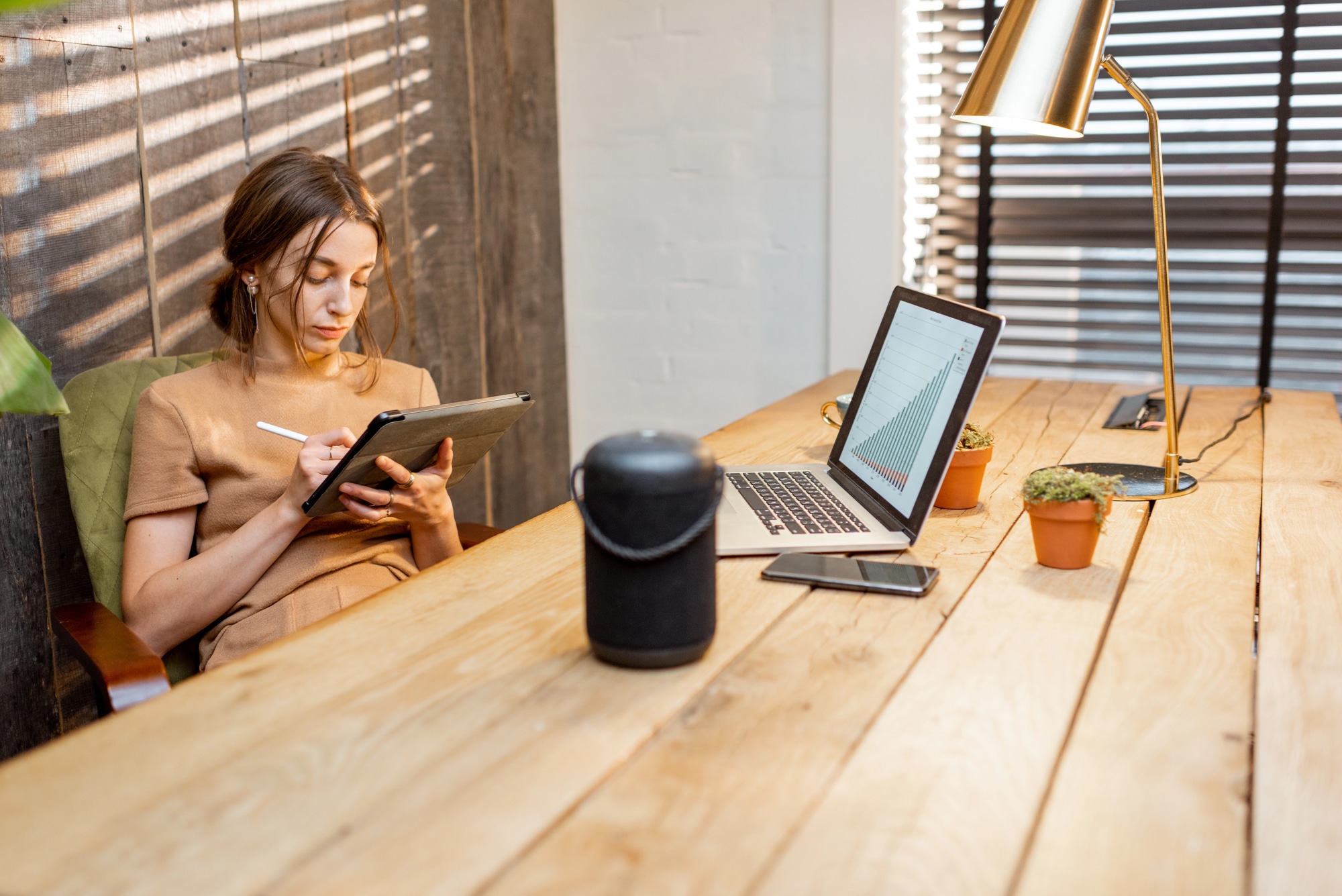 how ai helps businesses