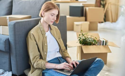 How to Build an eCommerce Brand? From Clicks to Conversions