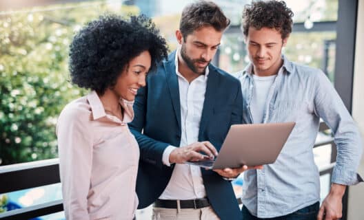Calculating Custom Software ROI: Boost Profits with Smart Development